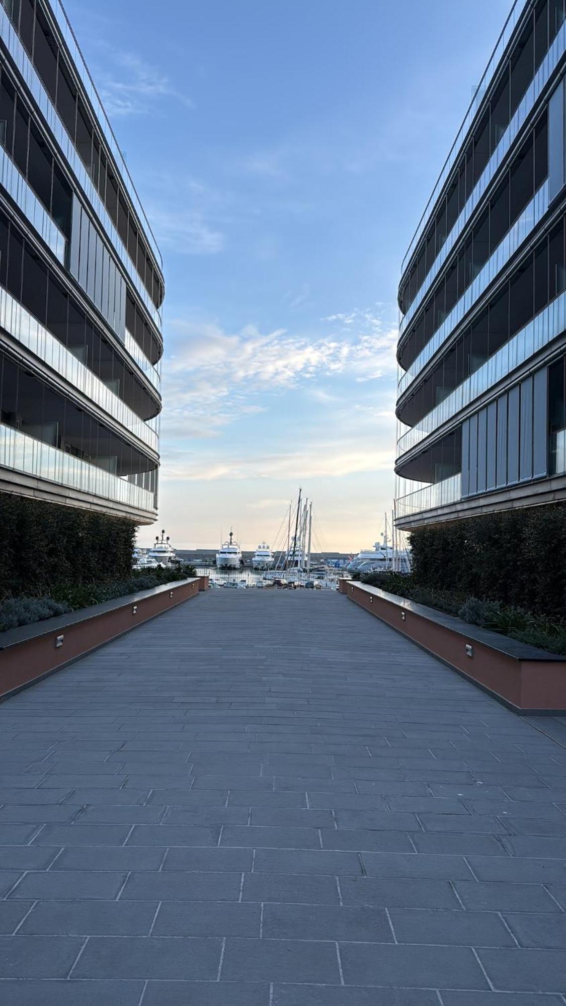 7 Waterfront *